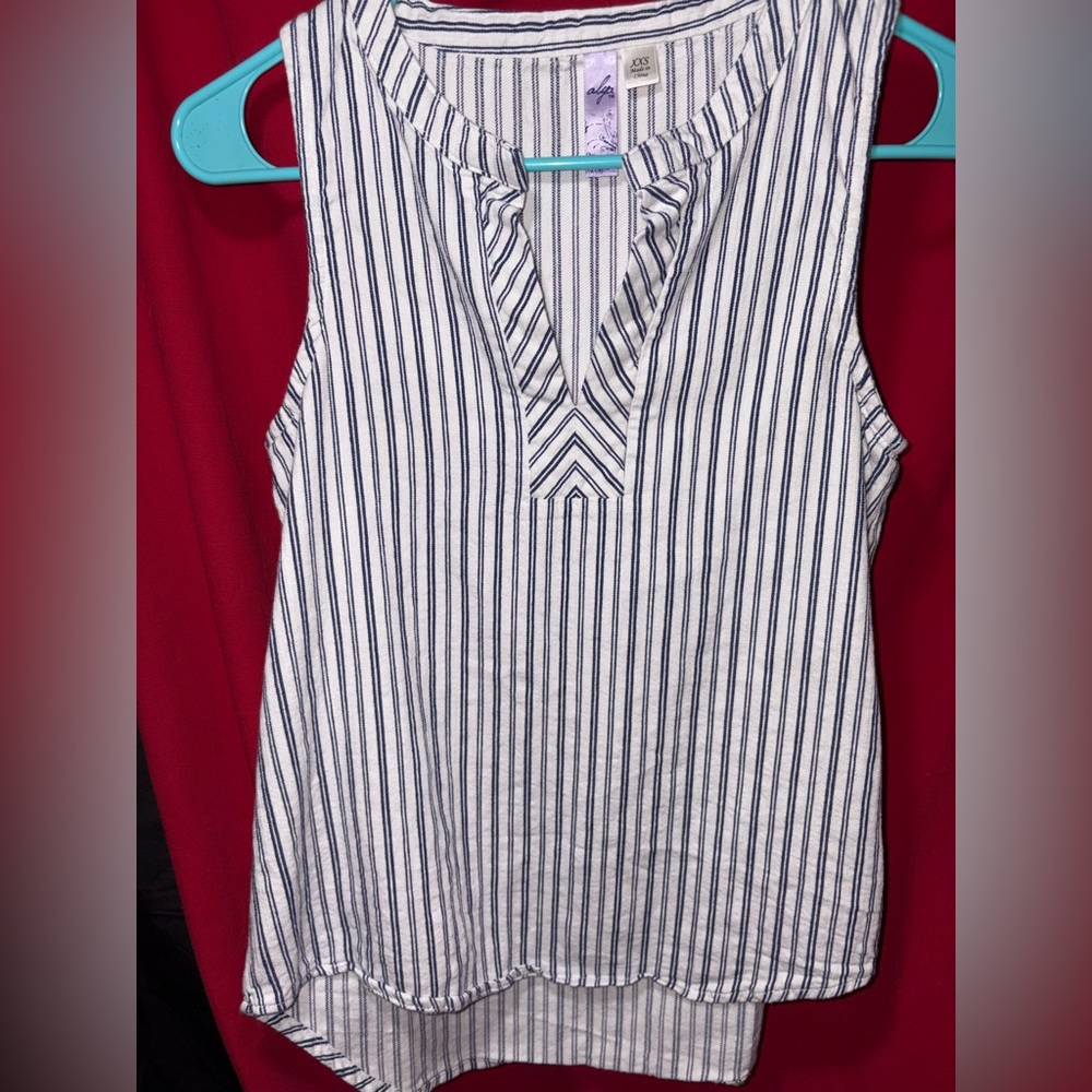 Alya‎ Blue and White Asymmetrical Sleeveless Too #1532